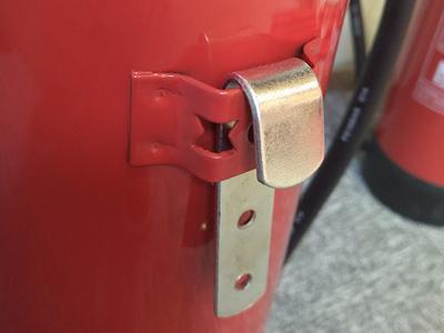 fire extinguisher bracket